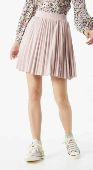 Krátka plisovaná sukňa s elastickým pásom v ružovej farbe