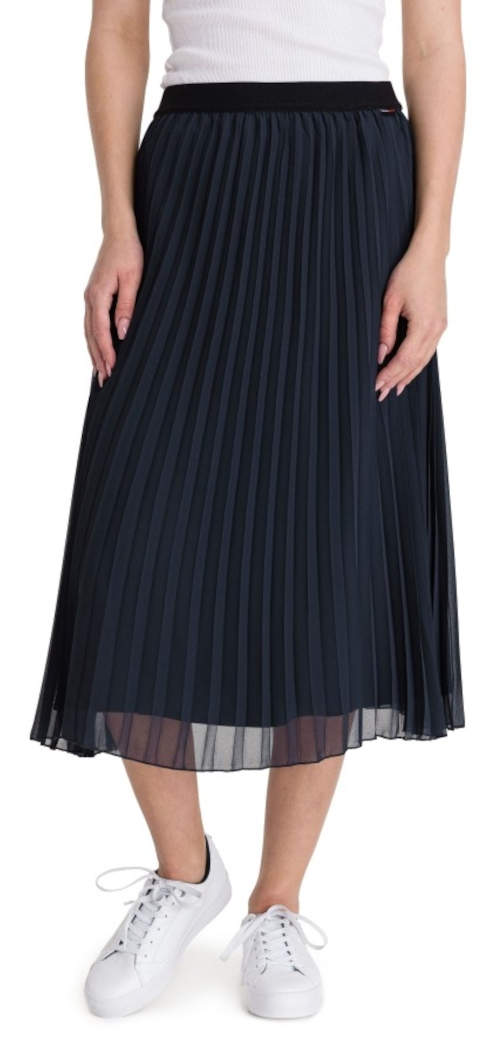 Čierna plisovaná sukňa v midi dĺžke