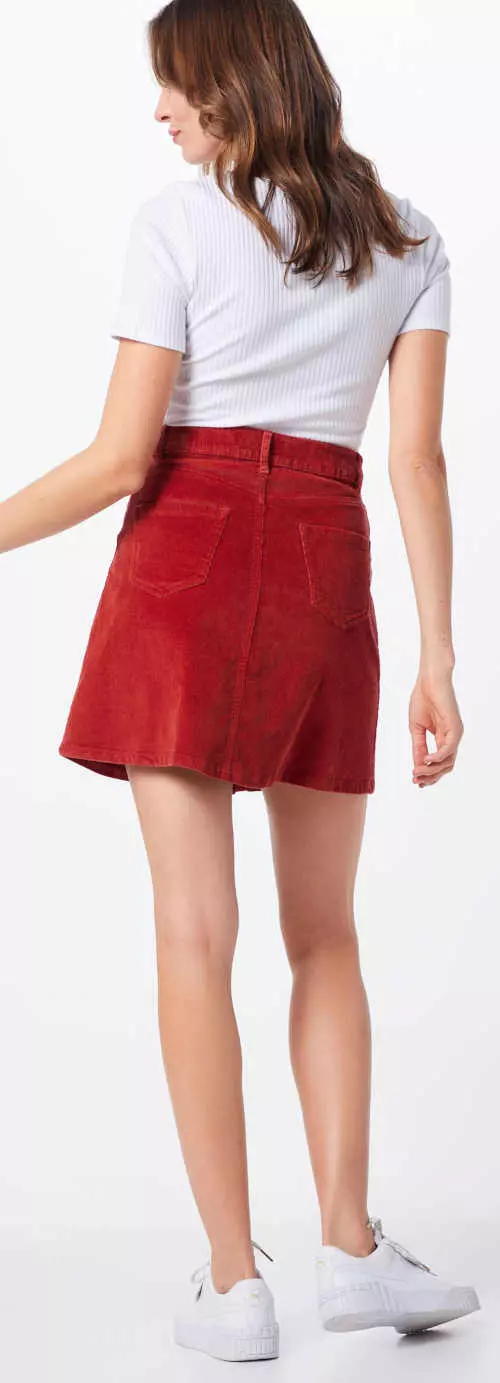 Červená manšestrová letná športová sukňa