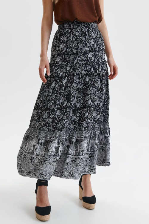 Dámska maxi sukňa v boho vzorovanom dizajne