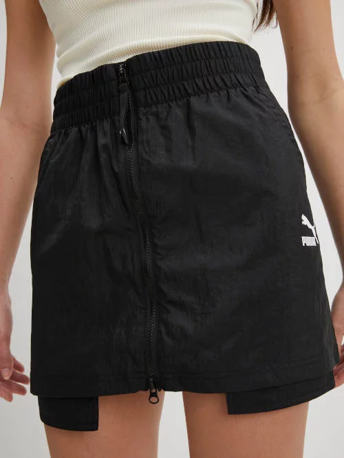 Čierna krátka športová sukňa Puma s dvojcestným zipsom