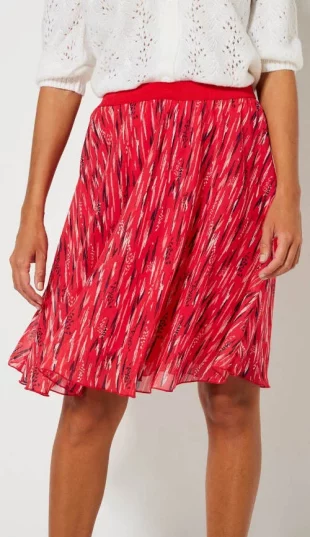Červená plisovaná sukňa v línii A z príjemného vzdušného voálu